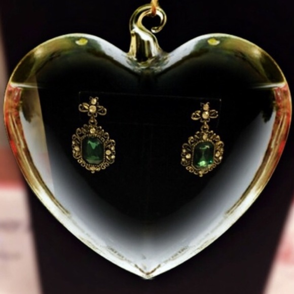 Vintage Inspired Gemstone Holiday Earrings - Picture 3 of 5